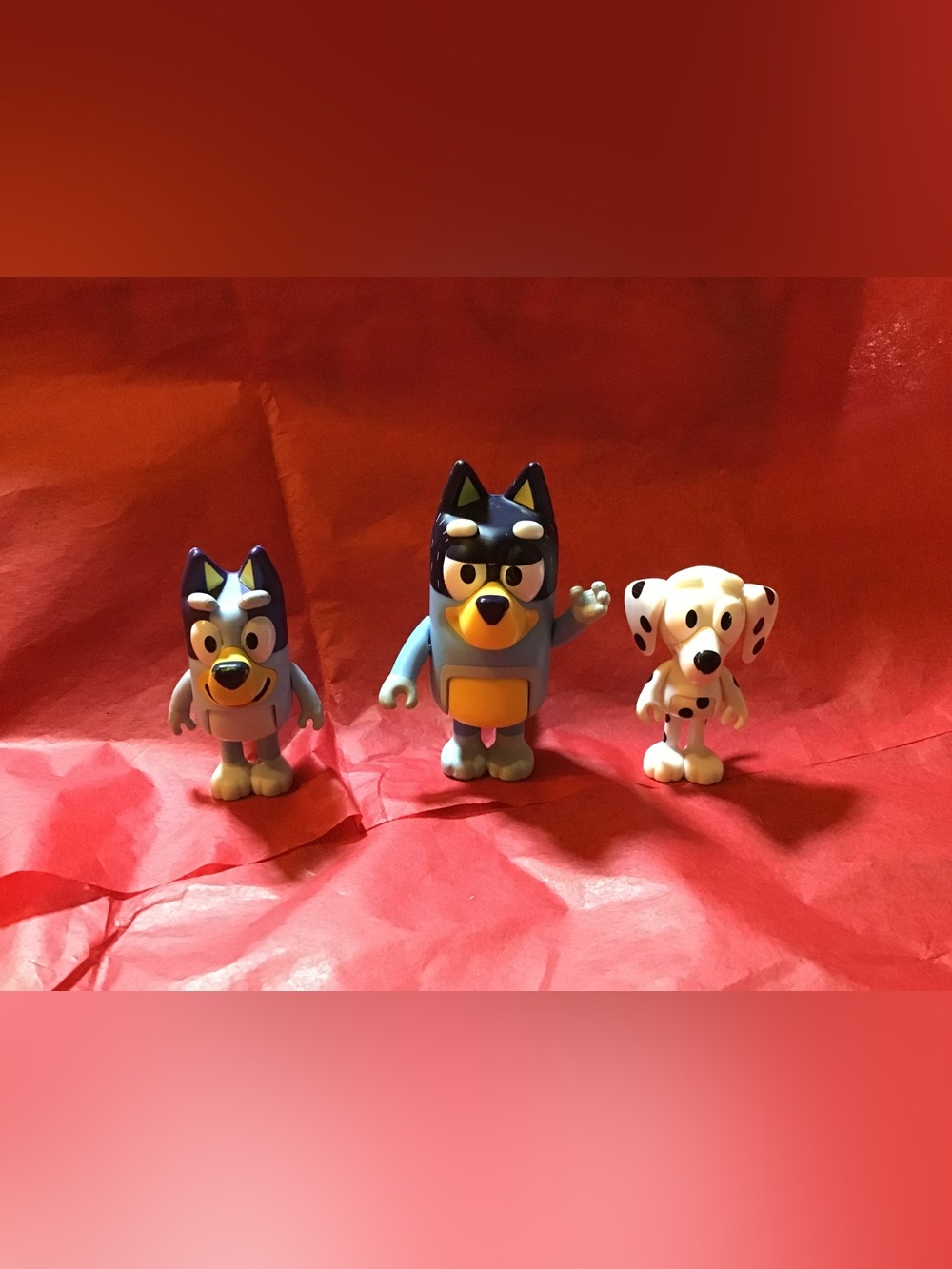 Bluey action figure 3 in set , Chloe, Bluey, Bandit
